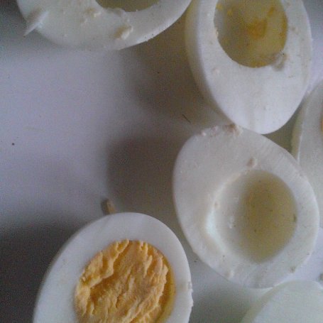 Krok 1 - Faszerowane jajka-trzy kolory foto