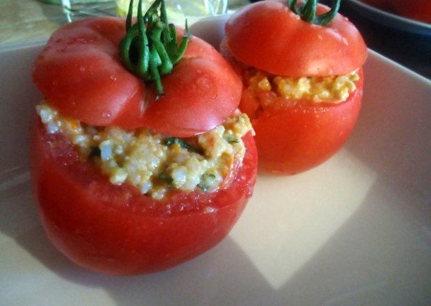 Fotografia przedstawiająca Faszerowane pomidory mięsem