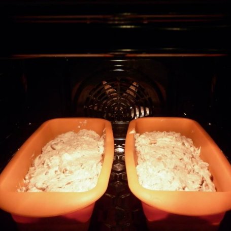 Krok 13 - Figa i morela w kefirowym chlebku. foto