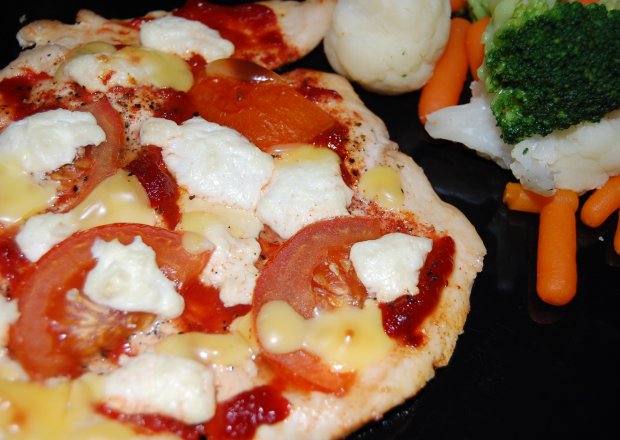 Fotografia przedstawiająca Filet a'la pizza- dietetycznie