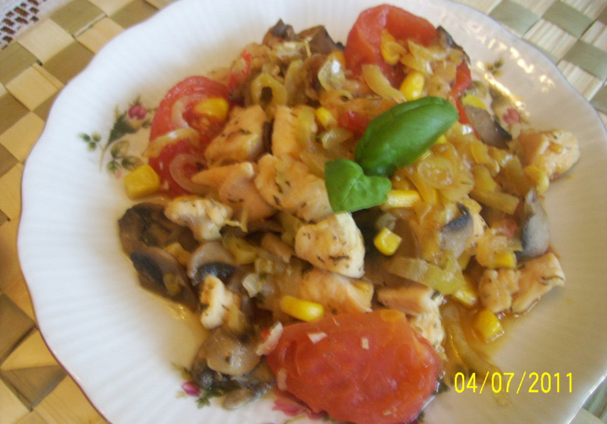 Filet drobiowy z warzywami DoradcaSmaku.pl