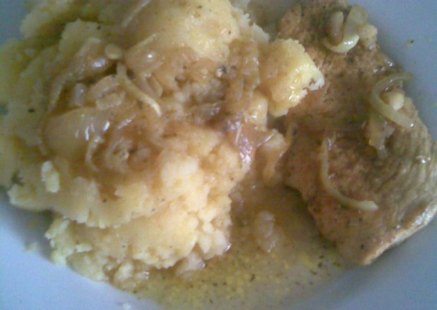 Fotografia przedstawiająca Filet duszony z curry