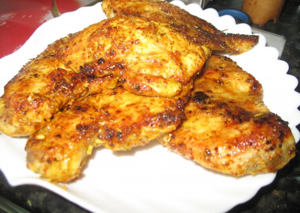 Fotografia przedstawiająca Filet kurczaka w imbirowej marynacie