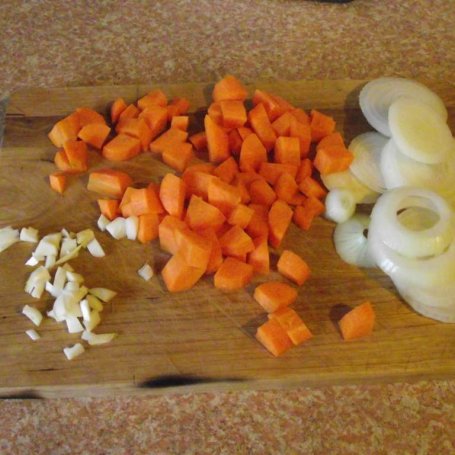 Krok 3 - Filet pieczony w płatkach kukurydzianych z warzywnym sosem curry foto