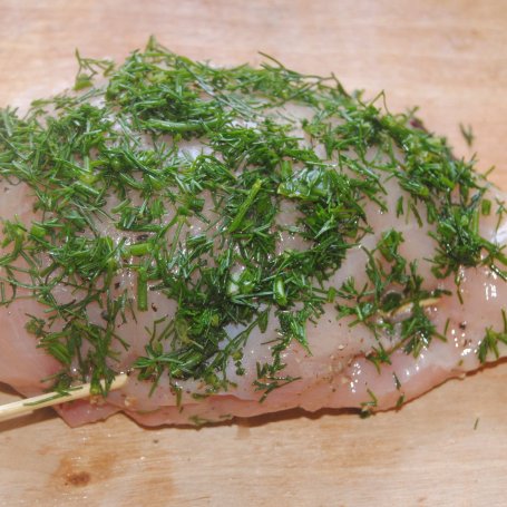 Krok 6 - Filet z botwinką foto
