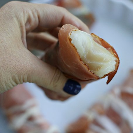 Krok 1 - Filet z dorsza w dojrzewającej szynce z sosem cytrynowo koperkowym foto