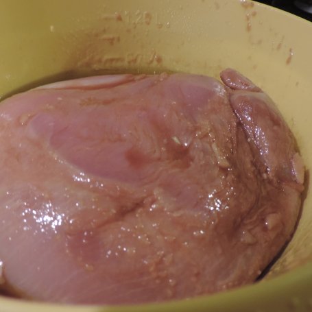 Krok 1 - Filet z indyka nadziewany suszonymi pomidorami foto