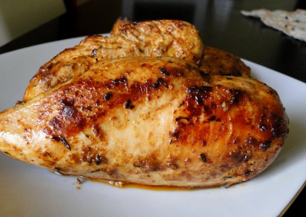 Fotografia przedstawiająca Filet z kurczaka na pikantnie