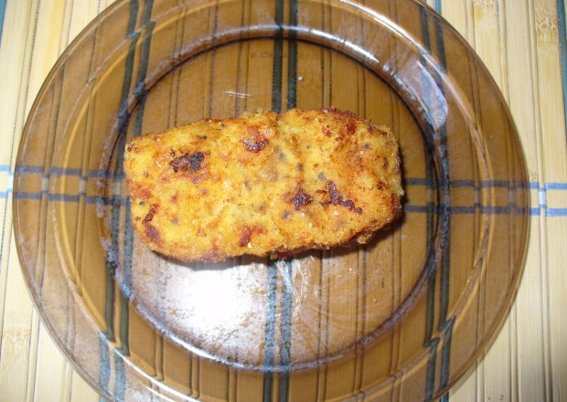Fotografia przedstawiająca Filet z kurczaka nadziewany szpinakiem z pomidorami suszonymi