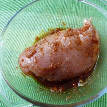 Krok 2 - Filet z kurczaka w sosie prowansalskim foto