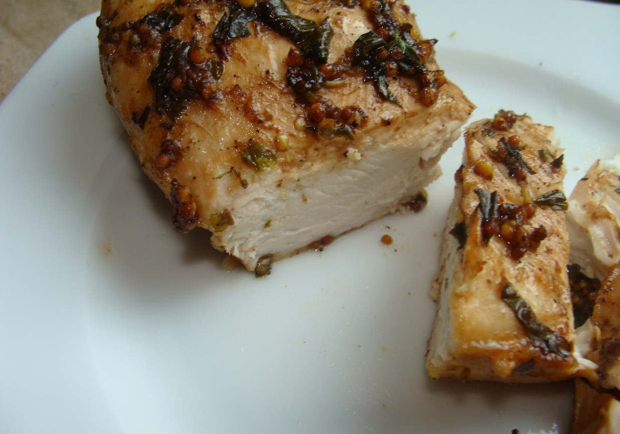 Filet z kurczaka w ziołowo musztardowej marynacie foto