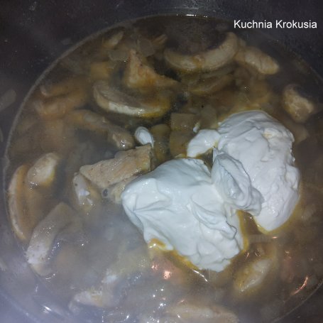 Krok 2 - Filet z kurczaka z serkiem mascarpone foto