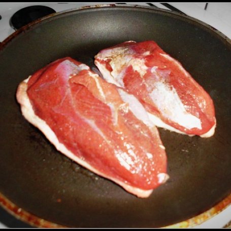 Krok 2 - Filet z piersi kaczki z sosem pomarańczowym foto