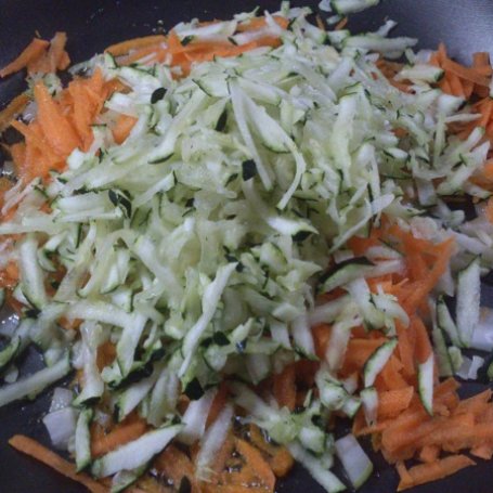 Krok 1 - Filet z warzywami otulony boczkiem foto