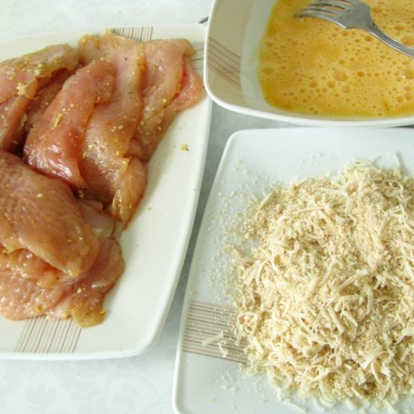 Krok 2 - Filety drobiowe w panierce serowej foto