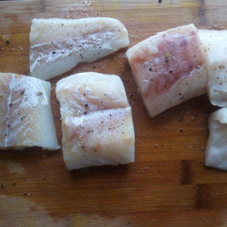 Krok 1 - Filety z dorsza w sosie porowym ze szparagami foto