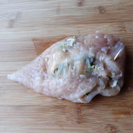 Krok 6 - Filety z kurczaka z niespodzianką foto
