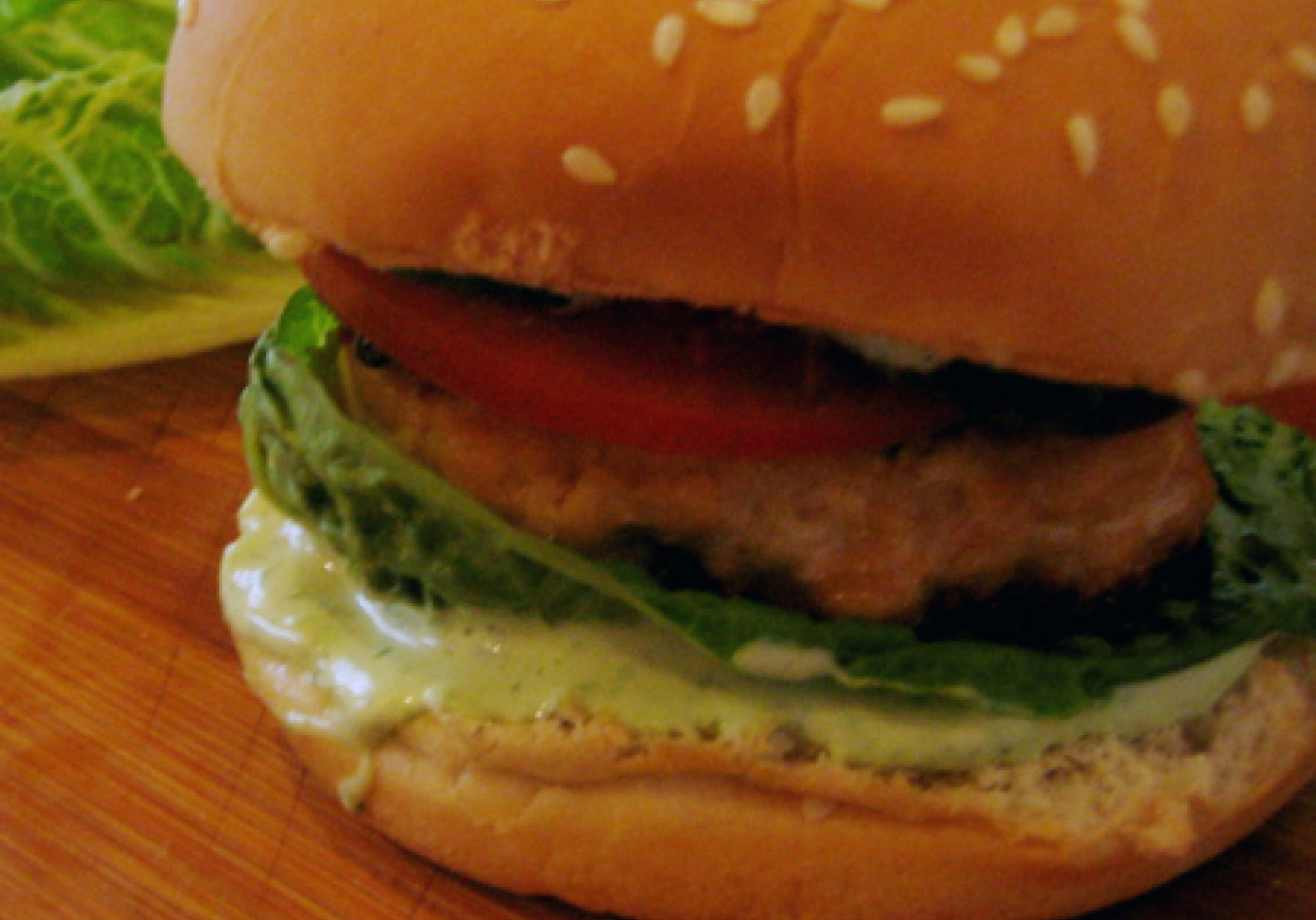 fishburger z majonezem bazyliowym foto
