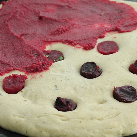 Krok 5 - Foccacia z botwinką foto