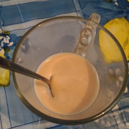 Krok 1 - Foccacia z czarnymi winogronami foto