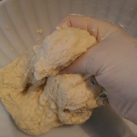 Krok 4 - Foccacia z czarnymi winogronami foto
