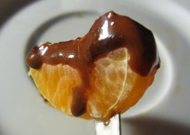 Fotografia przedstawiająca Fondue czekoladowe z wanilią