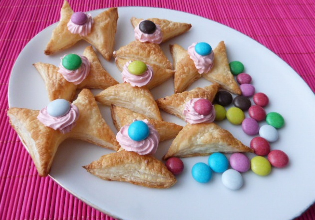Francuskie ciasteczka z cukierkami foto