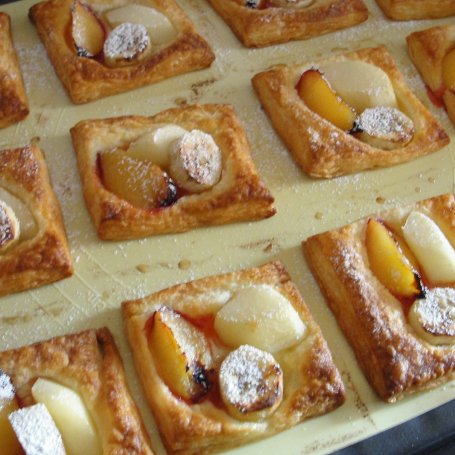 Krok 2 - Francuskie ciasteczka z owocami foto