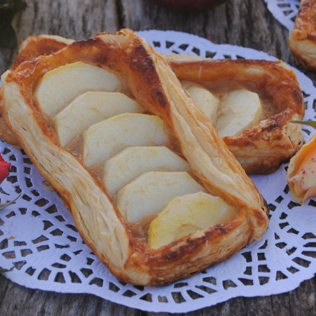Krok 4 - Francuskie ciastka z jabłkami  i toffi foto