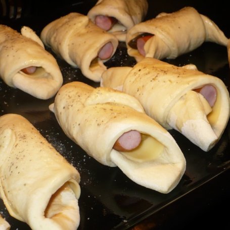 Krok 4 - Frankfurterki w cieście schowane foto