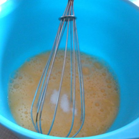 Krok 3 - Frittata z cukinią i boczkiem foto