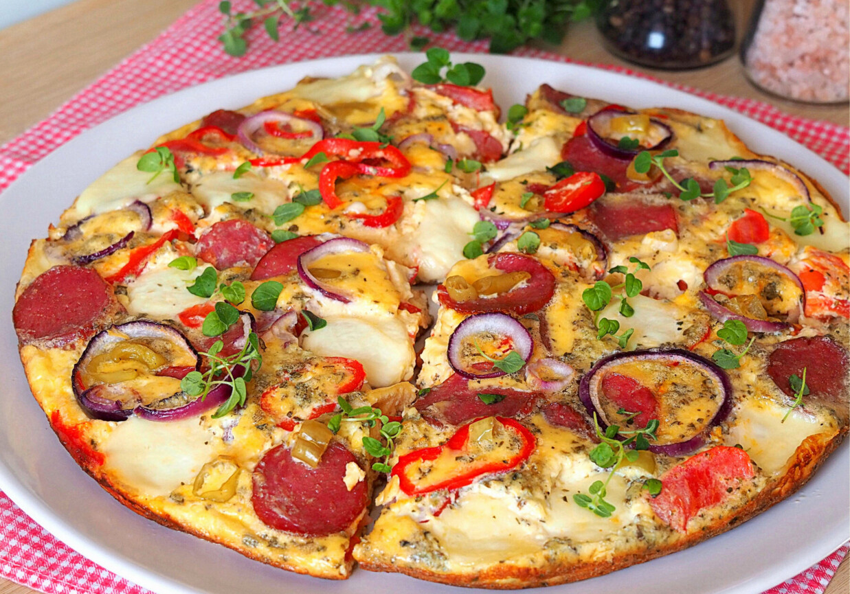 Frittata z salami a'la pizza DoradcaSmaku.pl