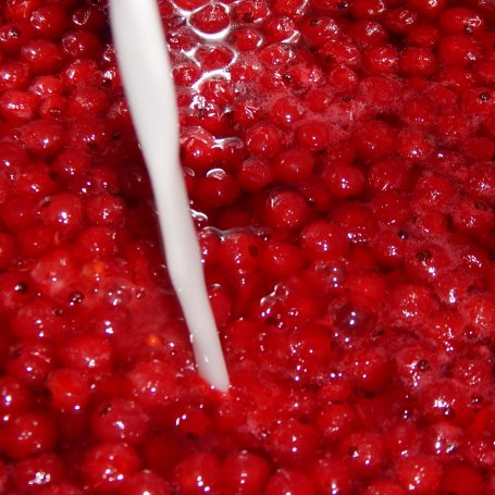 Krok 5 - Frużelina porzeczkowa czerwono-czarna foto