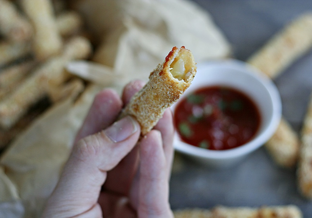 Frytki z cukinii panierowane w parmezanie foto