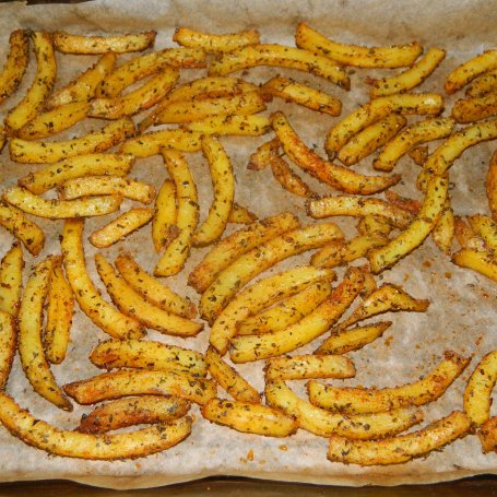 Krok 2 - Frytki z piekarnika foto