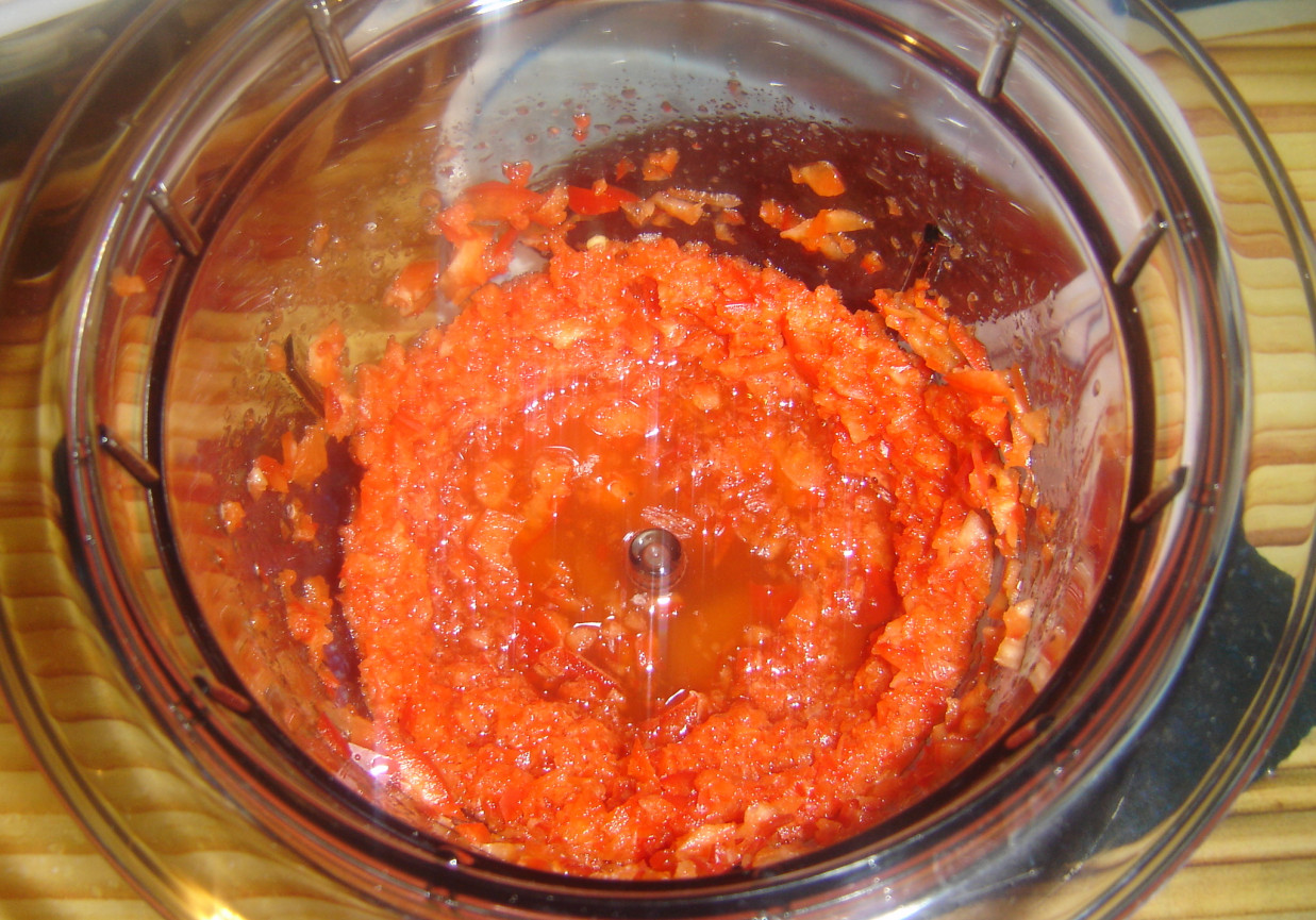 gąłąbki w sosie pomidorowo- paprykowym foto