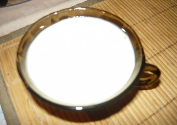 Fotografia przedstawiająca Galareta z kwaśnego mleka