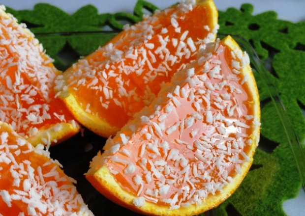 Fotografia przedstawiająca Galaretka w pomarańczy