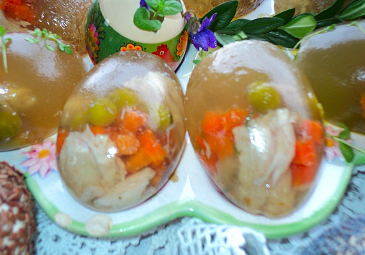 Galaretka warzywno mięsna w jajkach  foto
