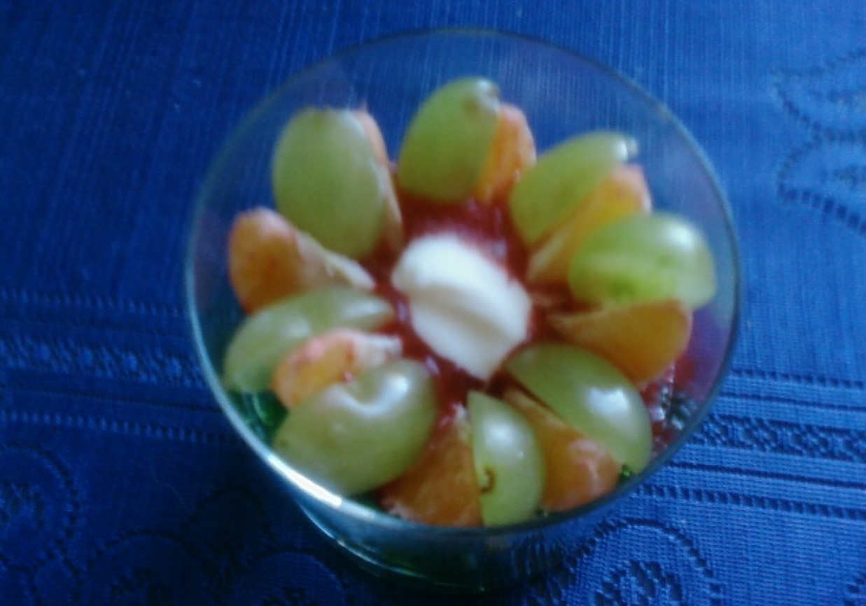 Galaretka z owocami. foto