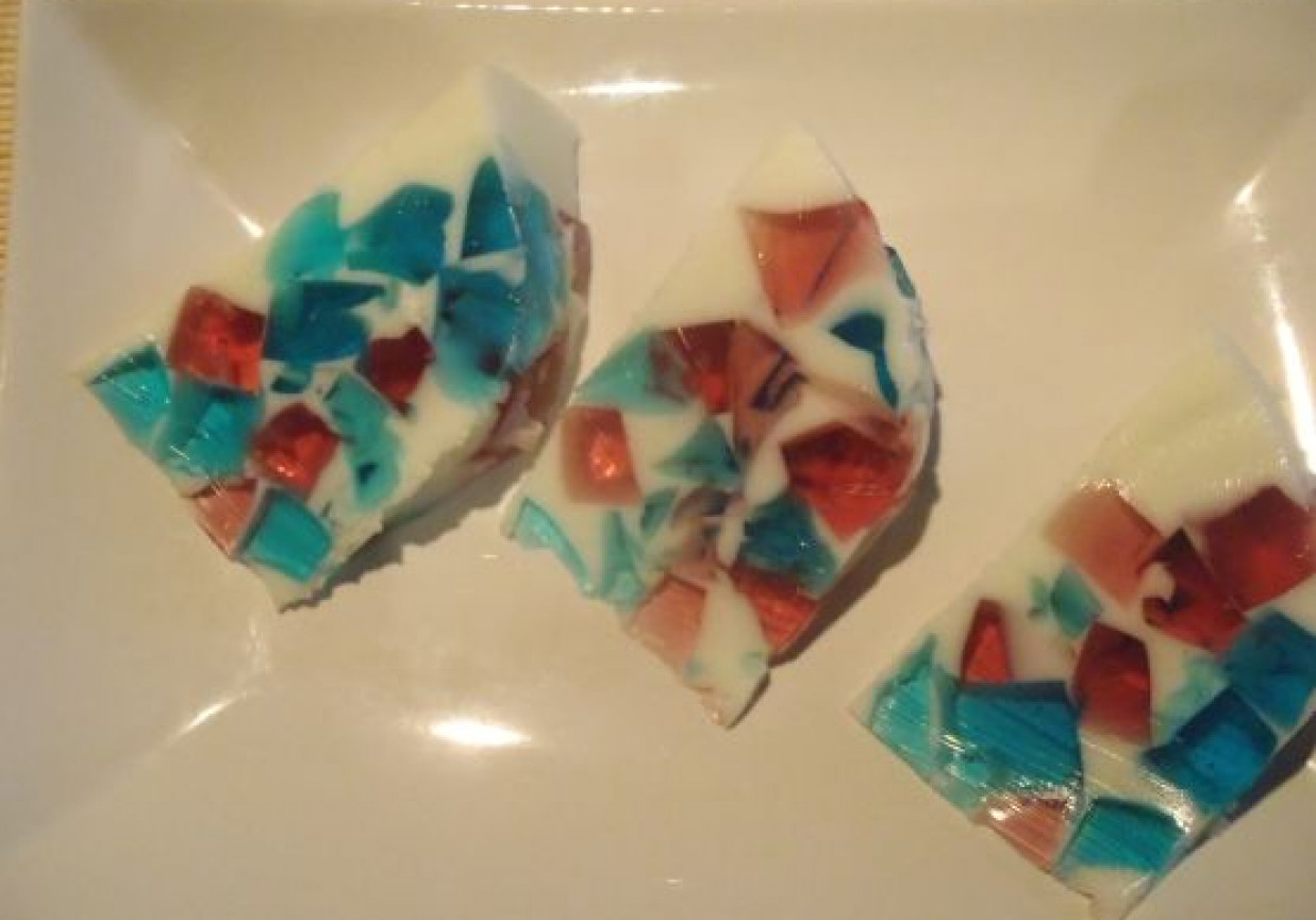 Galaretkowiec jogurtowy foto