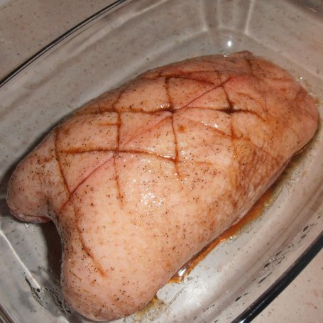 Krok 1 - Gęś pieczona z kapustą kwaszoną na słodko foto