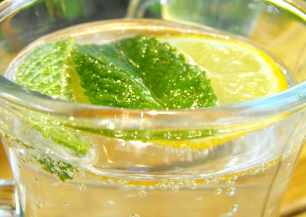 Fotografia przedstawiająca Gin z tonikiem