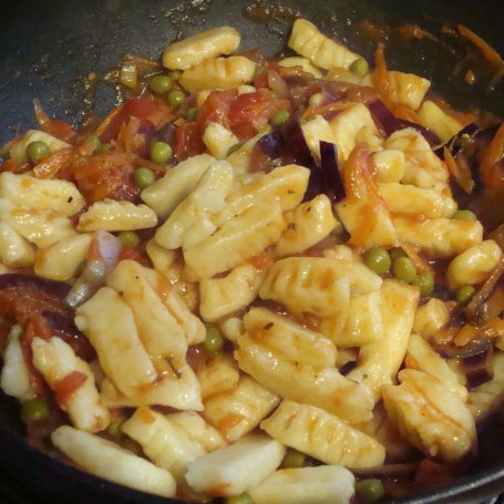 Krok 6 - Gnocchi w pomidorach foto
