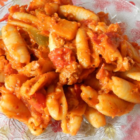 Krok 6 - Gnocchi z sosem wielowarzywnym i mięsem królika foto