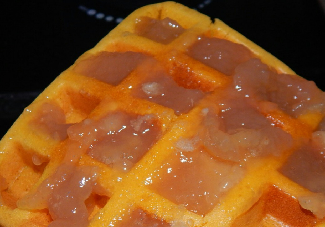 Gofry bezglutenowe z sokiem marchewkowym foto