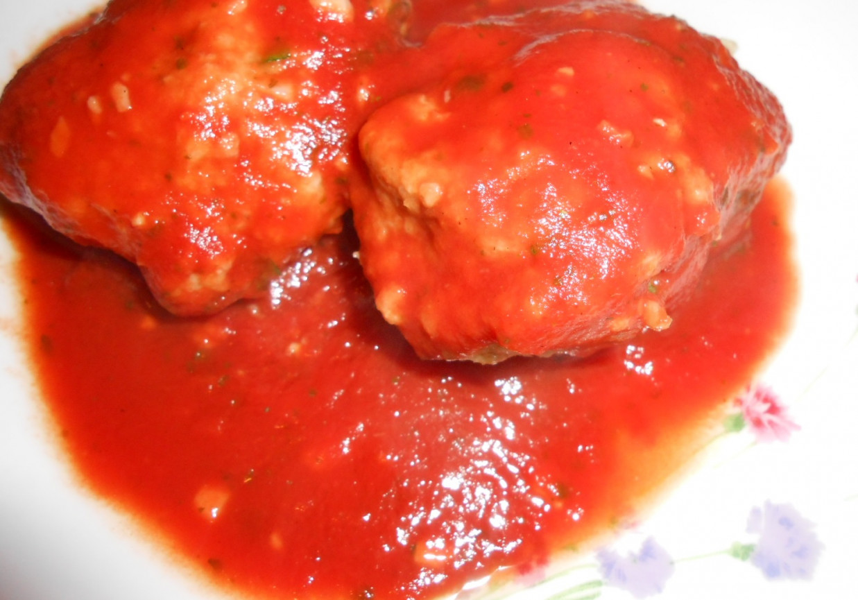 Gołąbki bez zawijania w sosie pomidorowym z bazylią foto