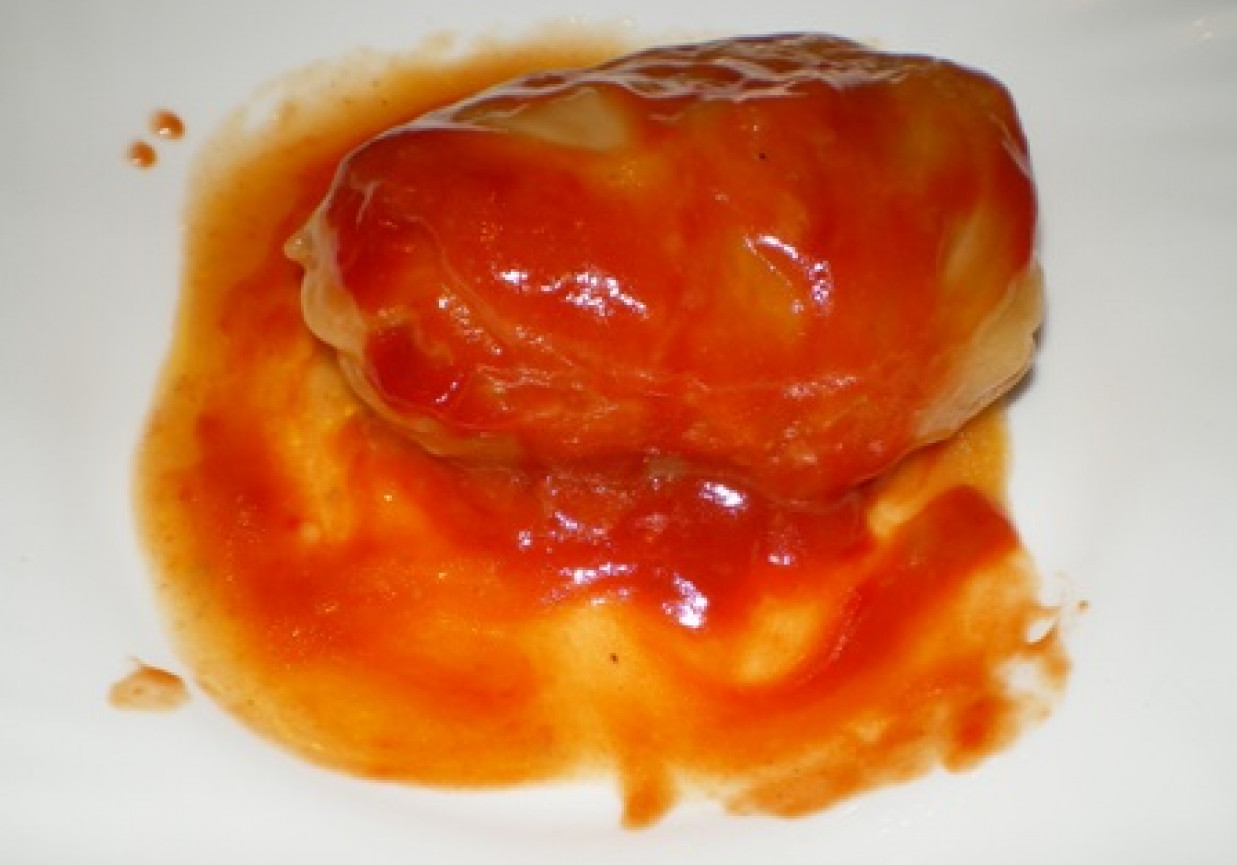 Gołąbki w sosie pomidorowym foto