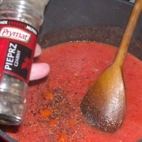 Krok 5 - gołąbki w sosie ze świeżych pomidorów... foto