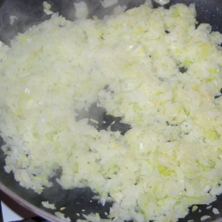 Krok 1 - Gołąbki z kaszą gryczaną i pieczarkami foto